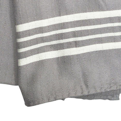 Hamamtuch ohne Fransen - Leyla handgewebt und vorgewaschen - grau mit weißen Streifen